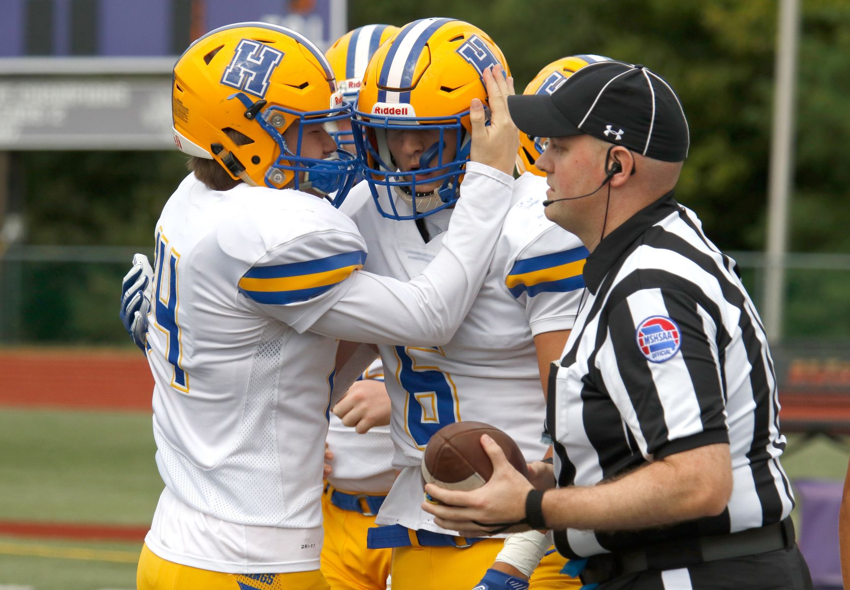 Francis Howell at Fort Zumwalt West Football